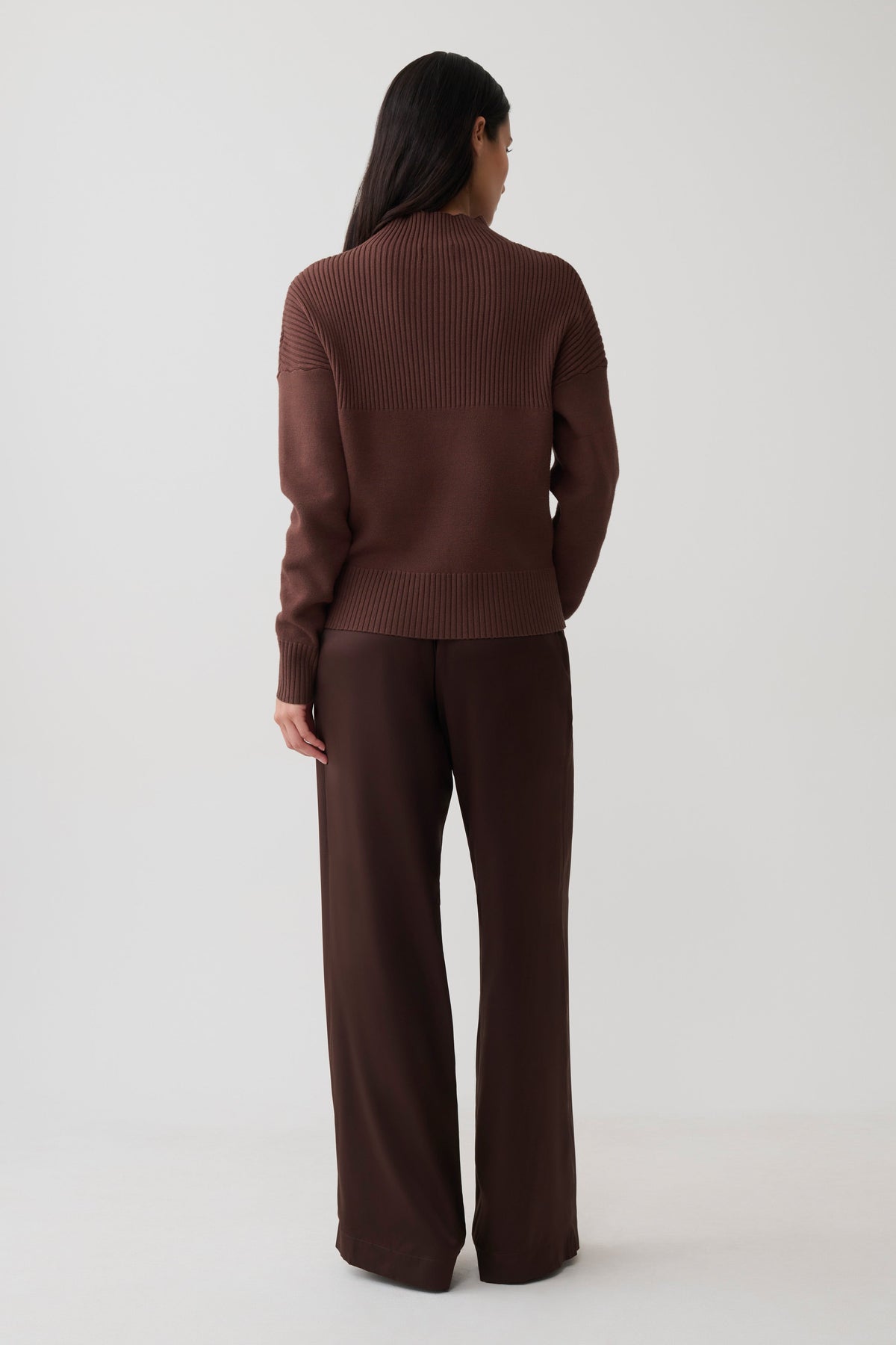 Ribbed High Neck Jumper - Chocolate