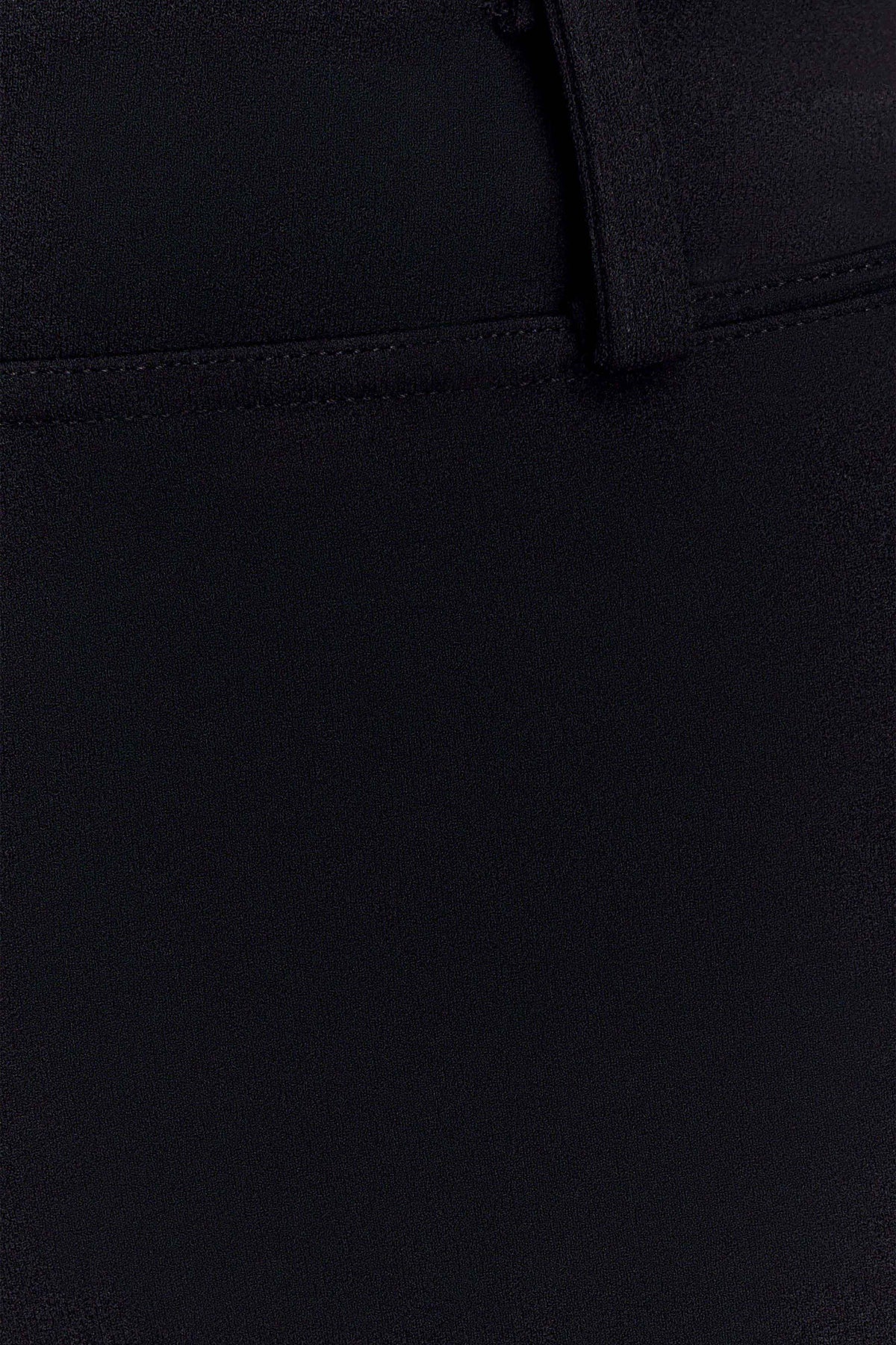 Stretch Crepe Capri Pants - Black