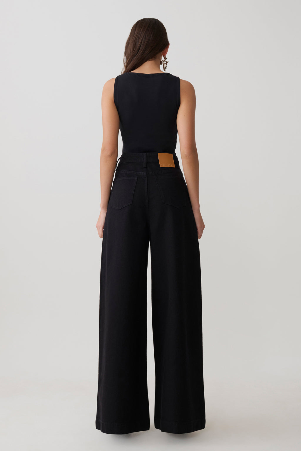 Oversized Jean With Front Pleat - Black