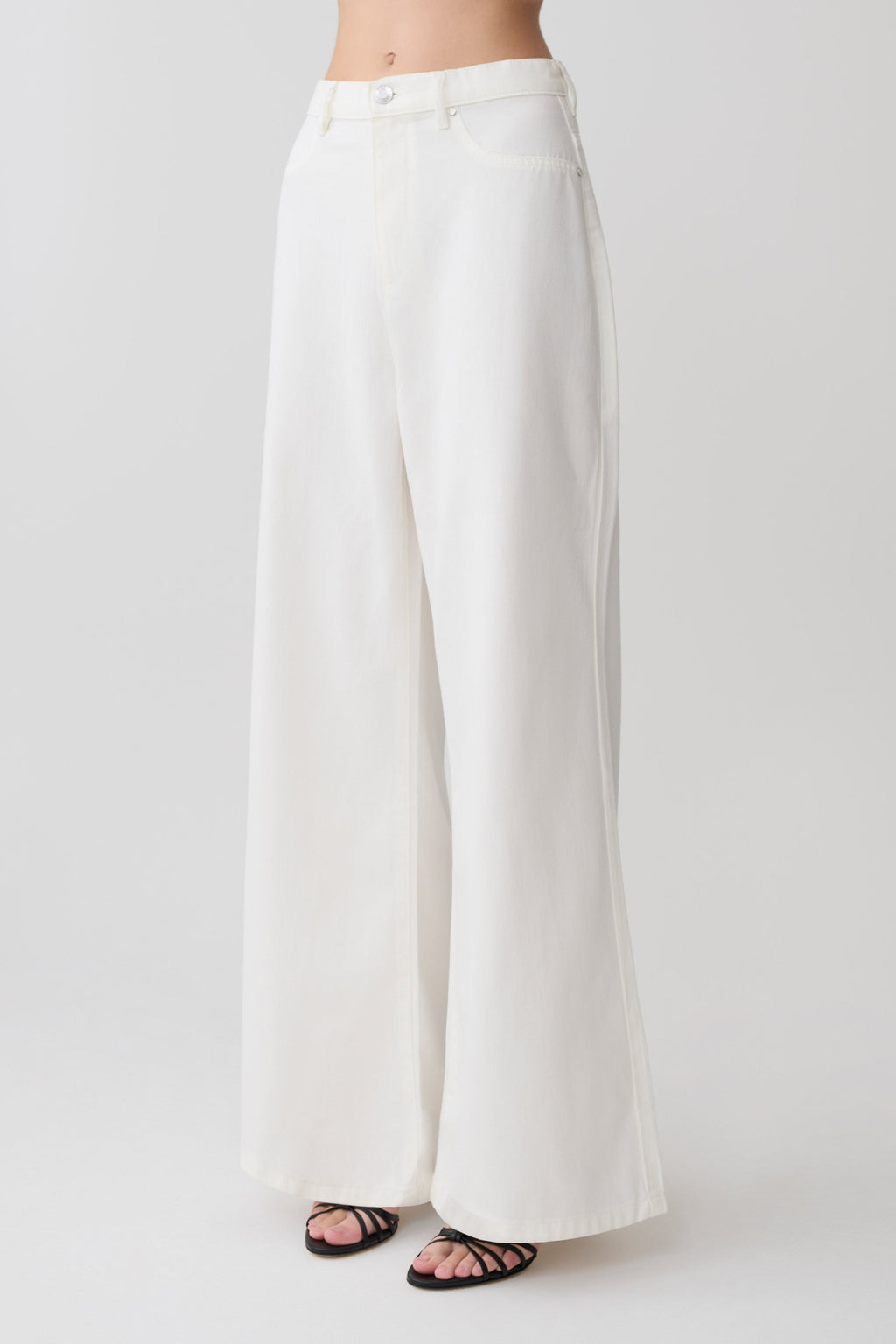 Wide Leg Denim Jeans - White