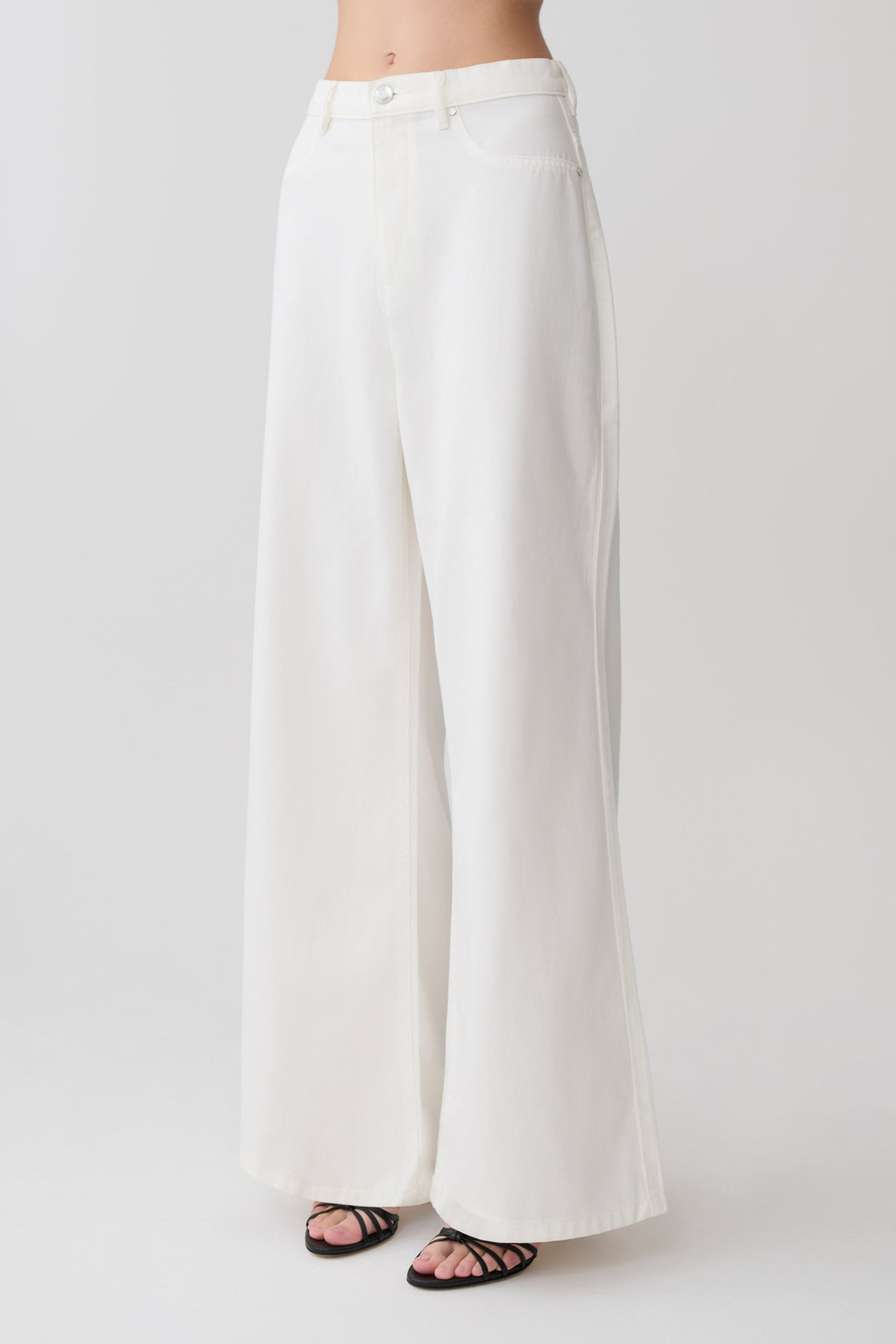 Wide Leg Denim Jeans - White