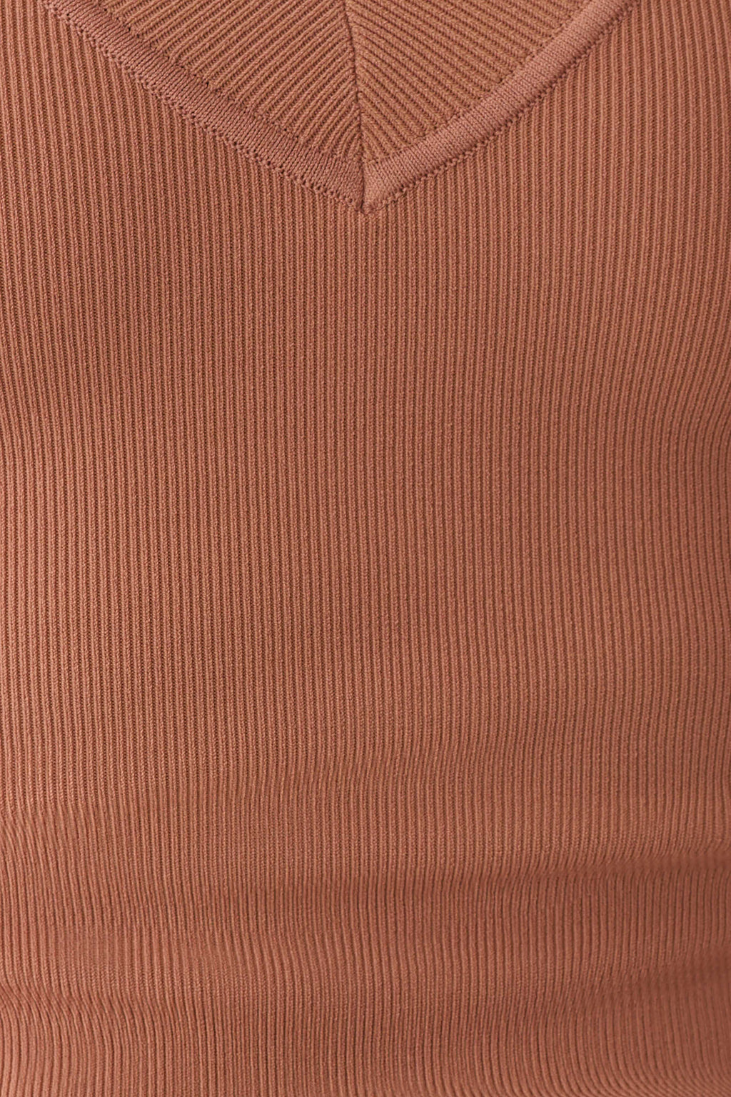 V-Neck Knit Tank - Doe